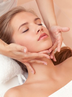 Học massage mặt đem lại những tác dụng bất ngờ cho làn da của bạn